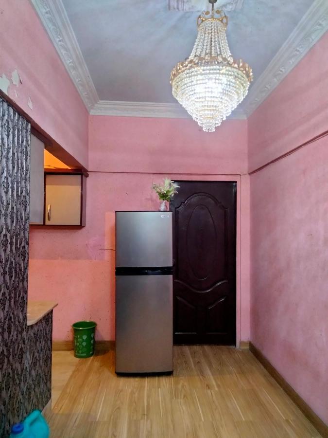 Entire Furnished Two Bedrooms Apartment Ground Floor With Kitchen การาจี ภายนอก รูปภาพ